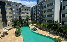 Jardim das Palmeiras II Home Resort JP2 Ubatuba - Apartamento com 2 Dorms, 1 Suíte, Churrasqueira Gourmet, Piscina Adulto e Infantil, Jacuzzi Aquecida, Sauna, Academia, Salão de Jogos e Playground